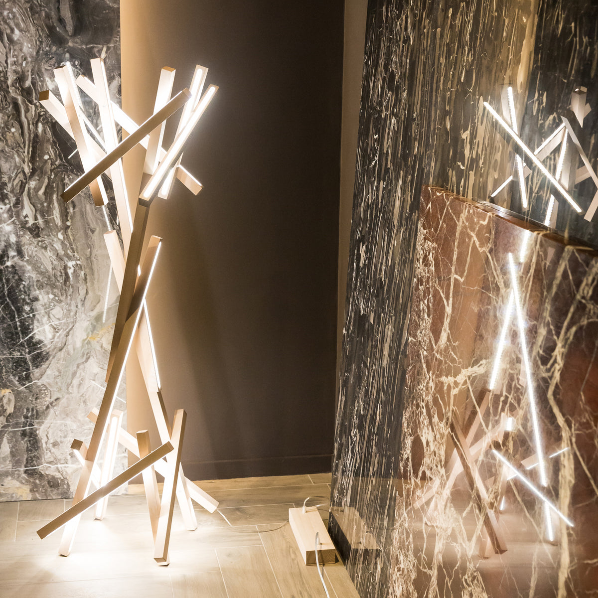 FLOOR LAMP GROOT